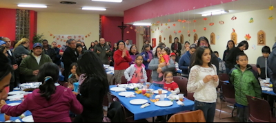 Chicago parish partners with community to provide Thanksgiving Day dinner