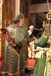 Bishop Paul presides at 125th Anniversary of Chicagos landmark cathedral parish