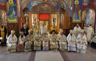 Metropolitan Tikhon Bishop Paul concelebrate at Glorification of St Mardarije of Libertyville